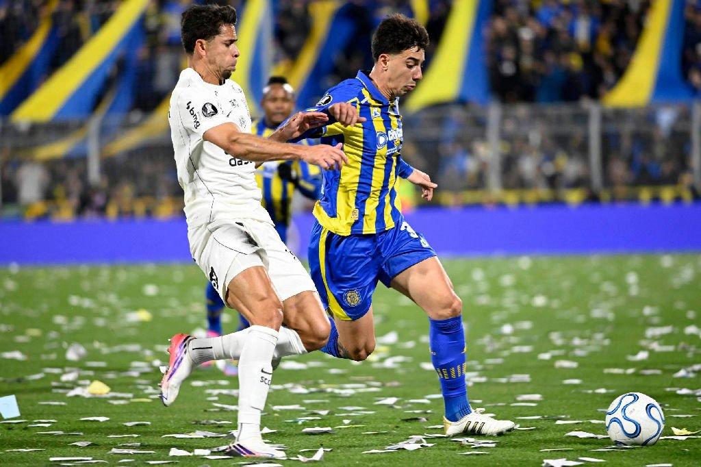 Corinthians empata na Argentina e mantém esperanças na Copa Libertadores