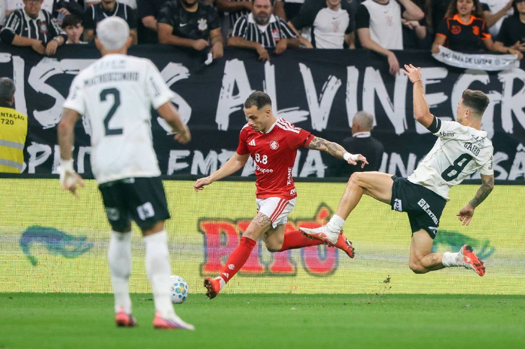 Corinthians vence o Internacional, mas é eliminado da Copa do Brasil; confira os classificados