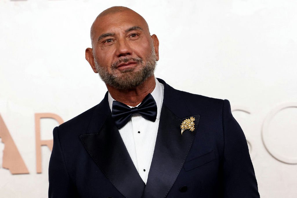 Dave Bautista é escalado como Kratos na série de 'God of War'