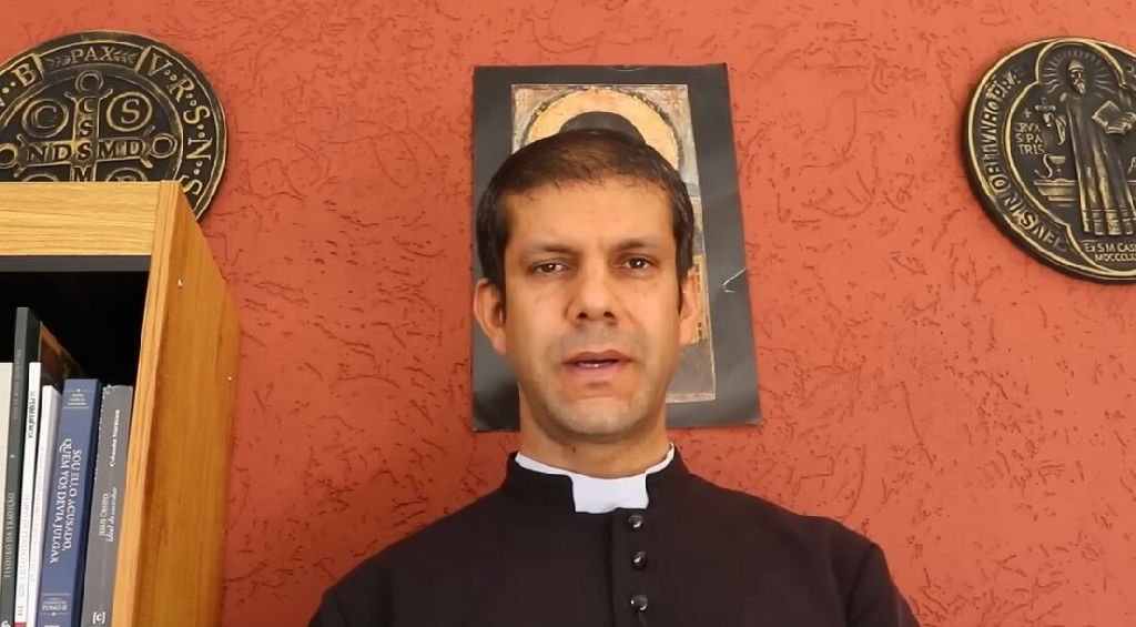 Diocese de Jundiaí confirma excomunhão de padre por adesão à FSSPX