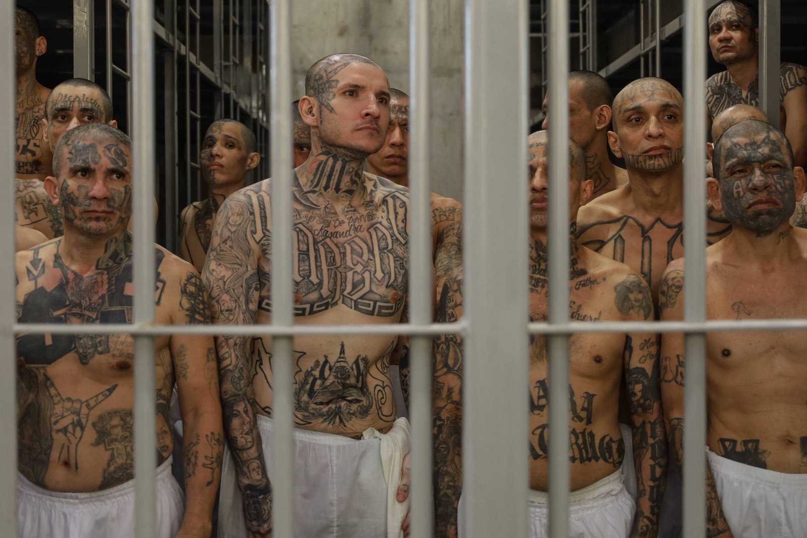 Em El Salvador, o medo de facções se transforma em temor do Estado sem limites