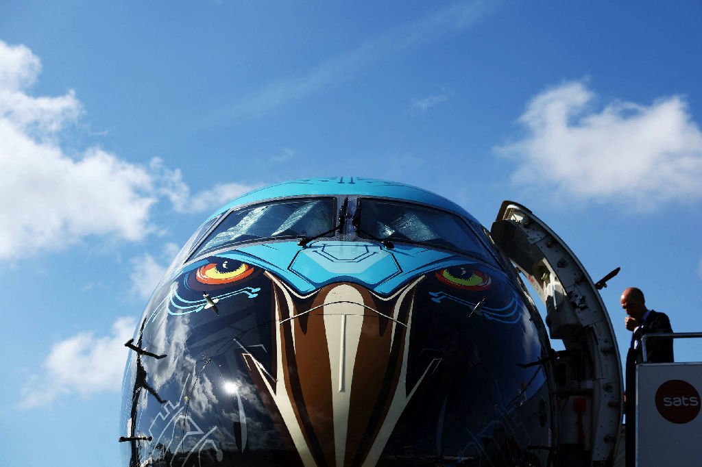 Embraer se posiciona para competir com Airbus e Boeing, aponta The Economist