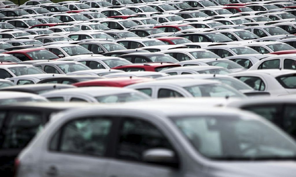 Emplacamentos de veículos aumentam 10% em julho e alcançam 504 mil unidades