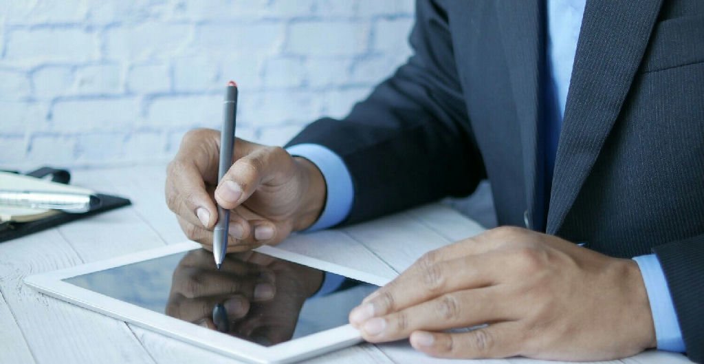 Entenda a diferença entre assinatura eletrônica e digital