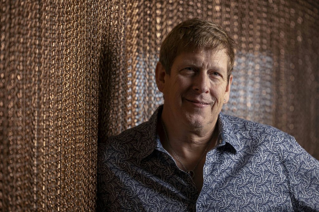 Eventos presenciais se tornam essenciais em um mundo dominado pela tecnologia, afirma ex-chefe do SXSW
