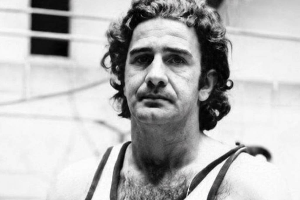 Falece Carlos Massoni, o Mosquito, ícone do basquete brasileiro, aos 87 anos