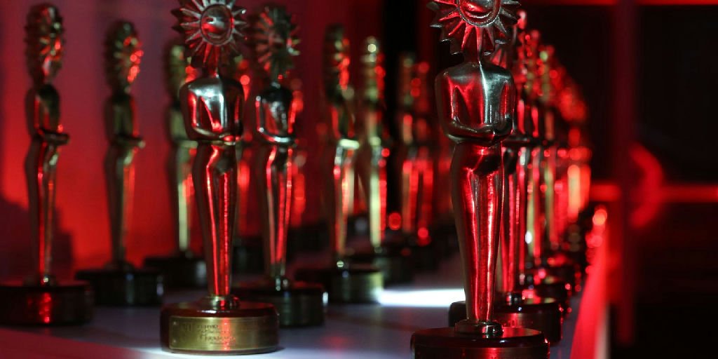 Festival de Gramado chega ao fim com premiações e exibições marcantes