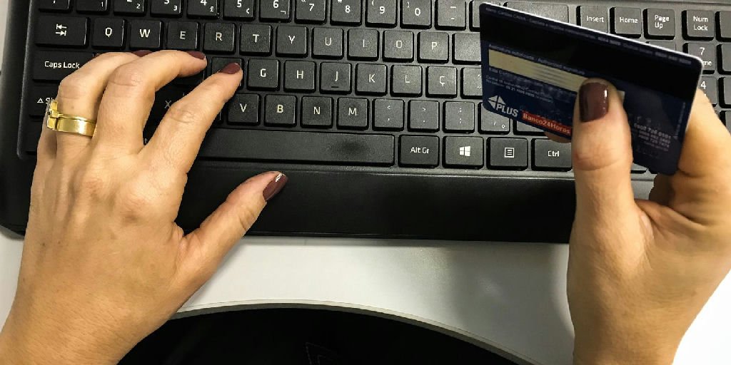 Governo regulamenta comércio eletrônico nas compras públicas