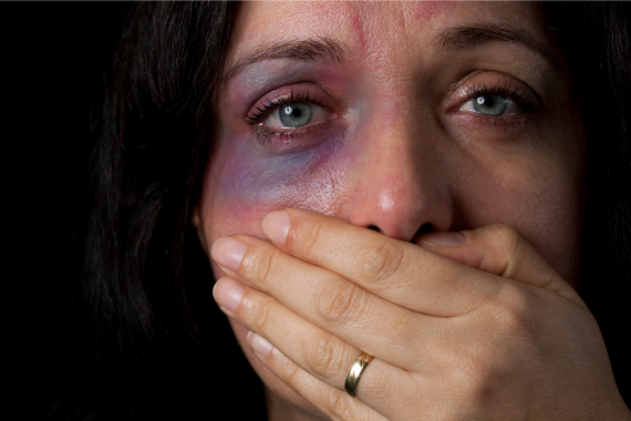 Homem é preso após agredir ex-mulher e ameaçá-la de morte em Cuiabá