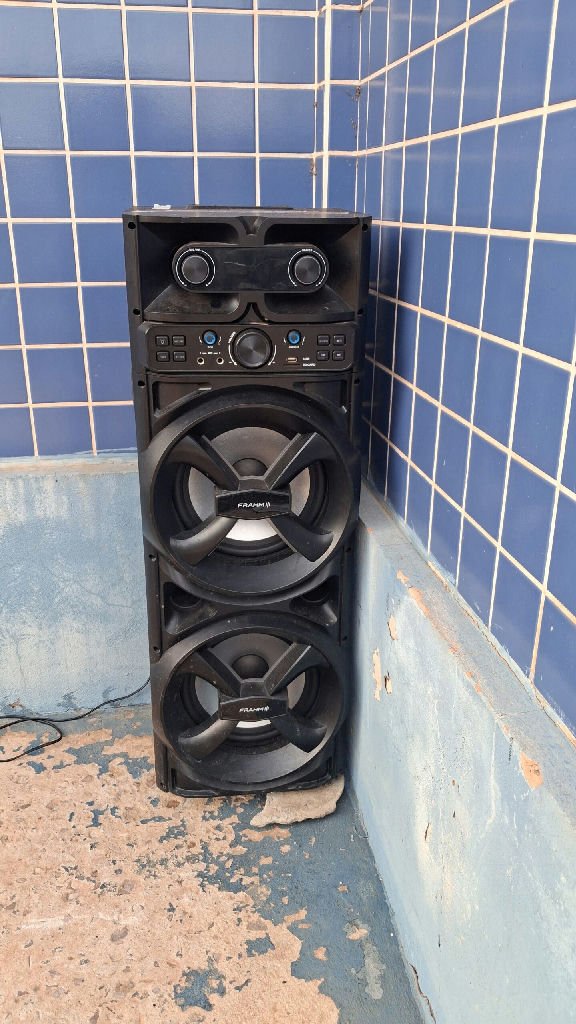 Homem é preso por perturbação do sossego com som a 100,6 decibéis em Rondonópolis