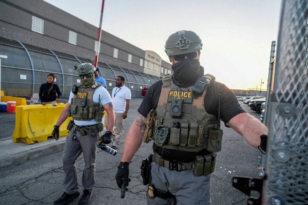 ICE registra quase 50 mil detenções em julho, marcando recorde no governo Trump
