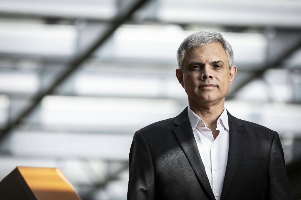 João Paulo Ferreira deixa a presidência da Natura após uma década, e Alessandro Carlucci assume o cargo