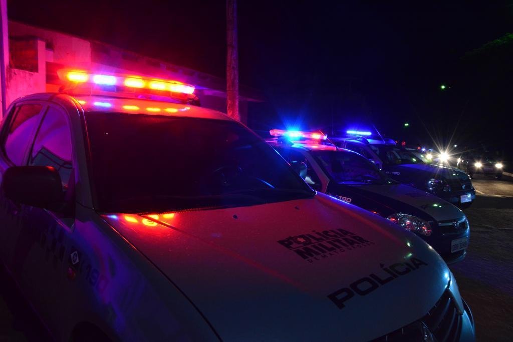 Jovem é detido após agredir esposa durante evento em Guiratinga por ciúmes