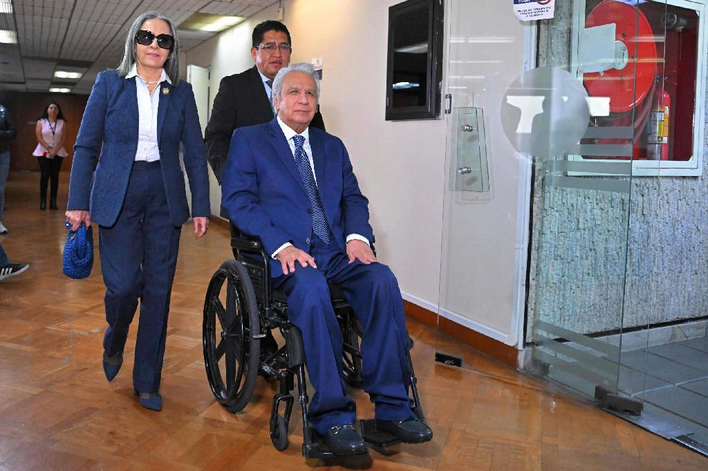 Lenín Moreno, ex-presidente do Equador, é condenado a cinco anos de prisão por suborno