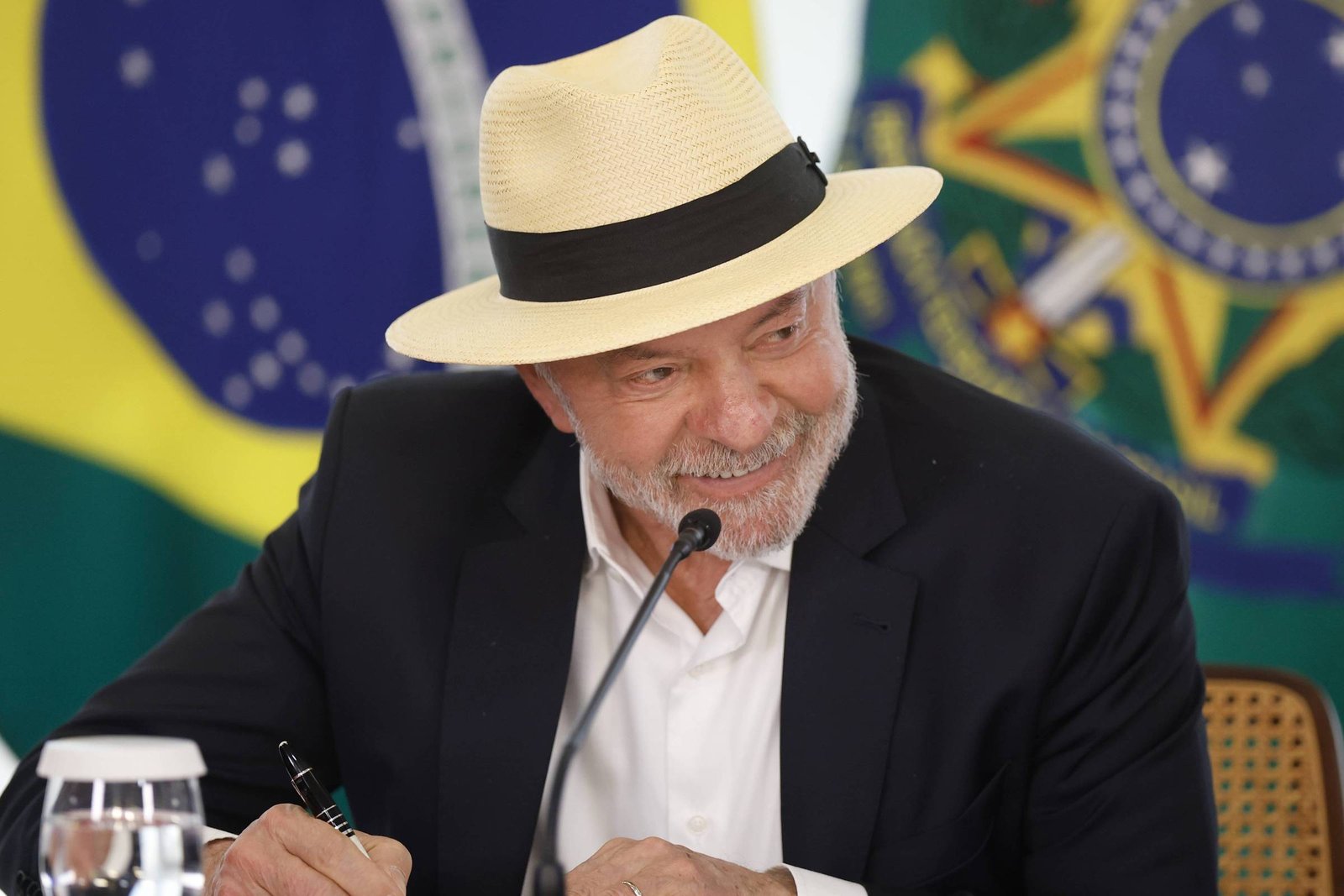 Lula reafirma que análise da indicação do embaixador de Trump ocorrerá após as eleições