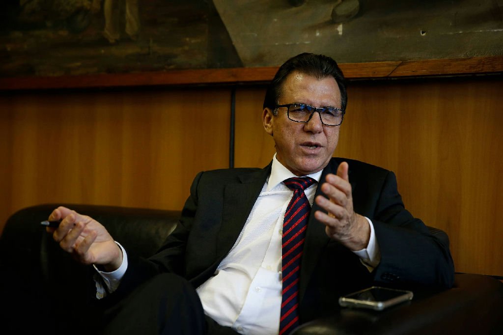 Marinho destaca papel do governo no fim da escala 6x1 e alerta para risco de inércia após eleições