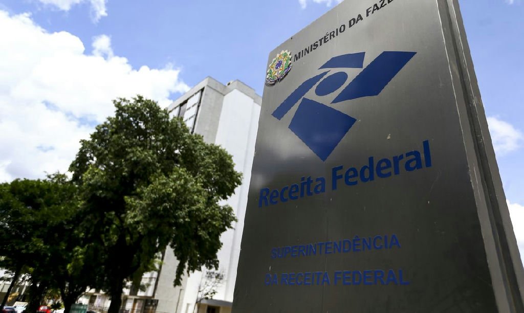 Obrigatoriedade de emissão de notas fiscais com CBS e IBS começa nesta segunda-feira