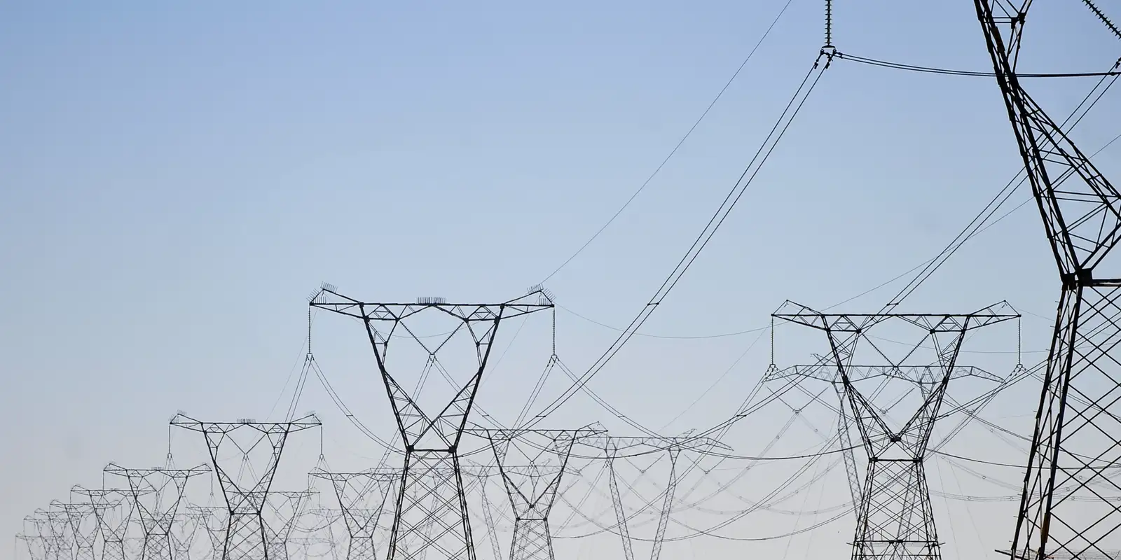 ONS interrompe geração de energia excedente pela segunda vez em 2026