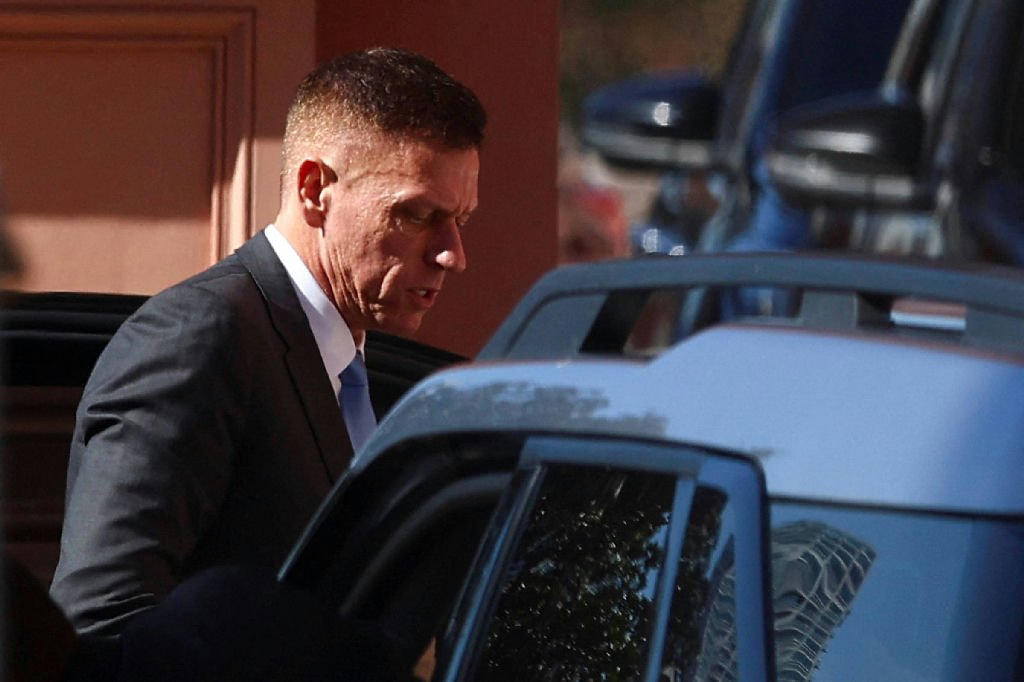 Peter Thiel se torna alvo da oposição argentina após mudança para Buenos Aires