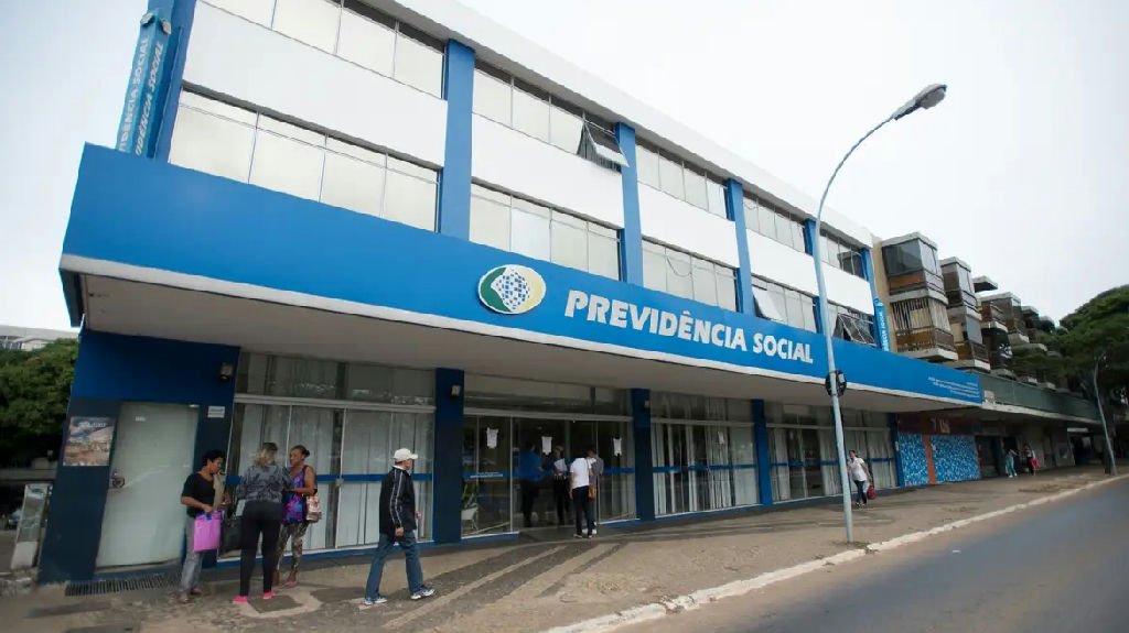 Polícia Federal realiza operação e prende 25 por fraude de R$ 86 Milhões no INSS em MG e ES