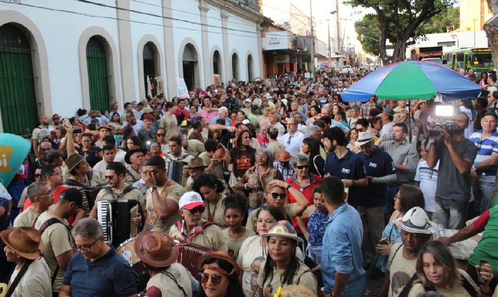 Procissão das Sanfonas celebra cultura nordestina em Teresina