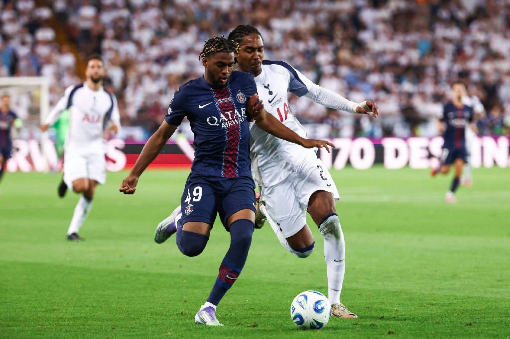 PSG e Aston Villa se enfrentam na Supercopa da Uefa para abrir a temporada europeia