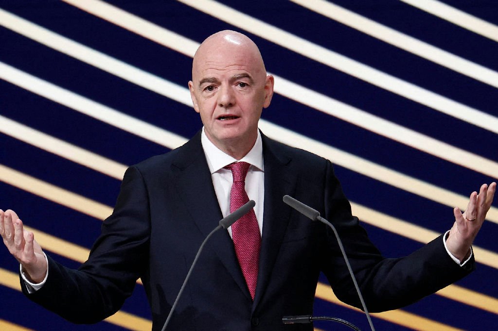 Recuo de Infantino gera incertezas sobre seu futuro na Fifa