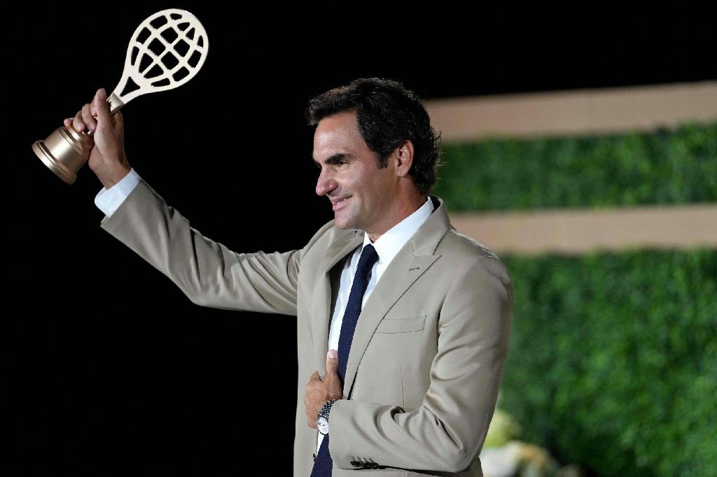 Roger Federer celebra sua entrada no Hall da Fama do Tênis e reflete sobre sua trajetória