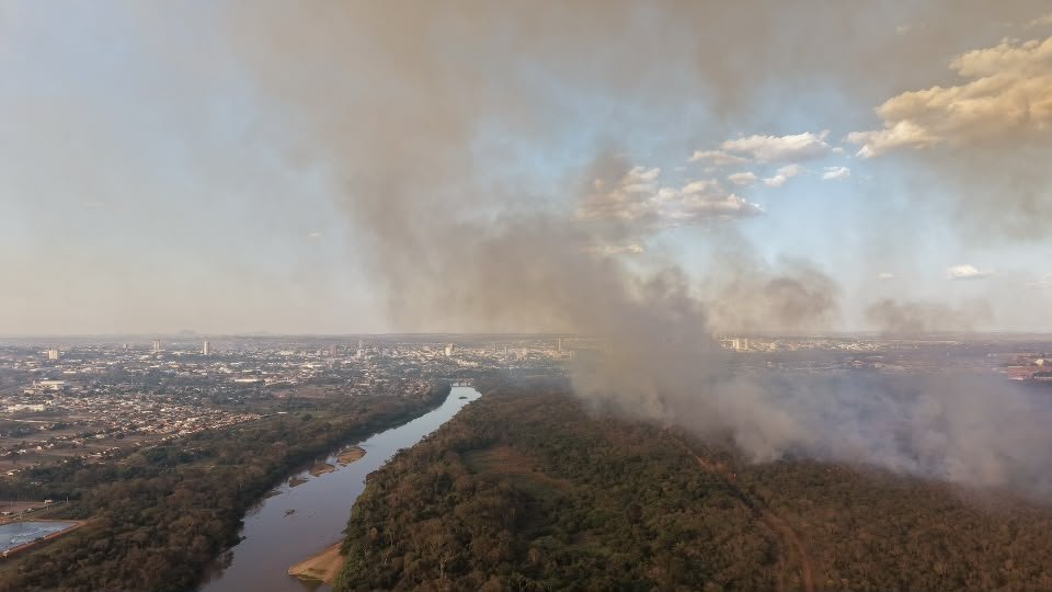 Rondonópolis mobiliza população para combater queimadas durante estiagem