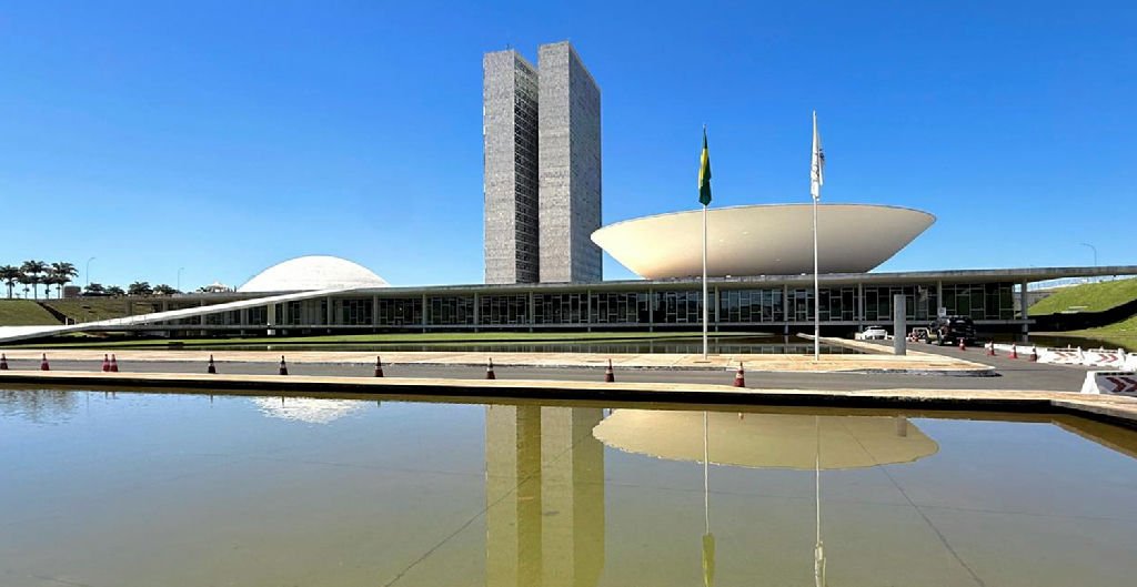 Senado avança na redução da jornada de trabalho: entenda as mudanças