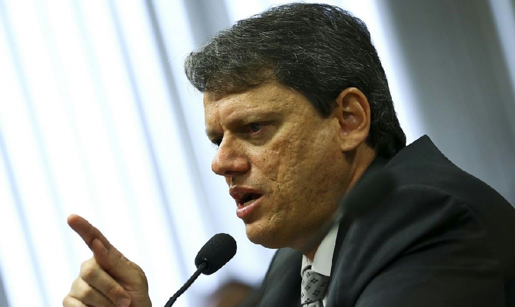Tarcísio de Freitas é confirmado como candidato à reeleição ao governo de São Paulo