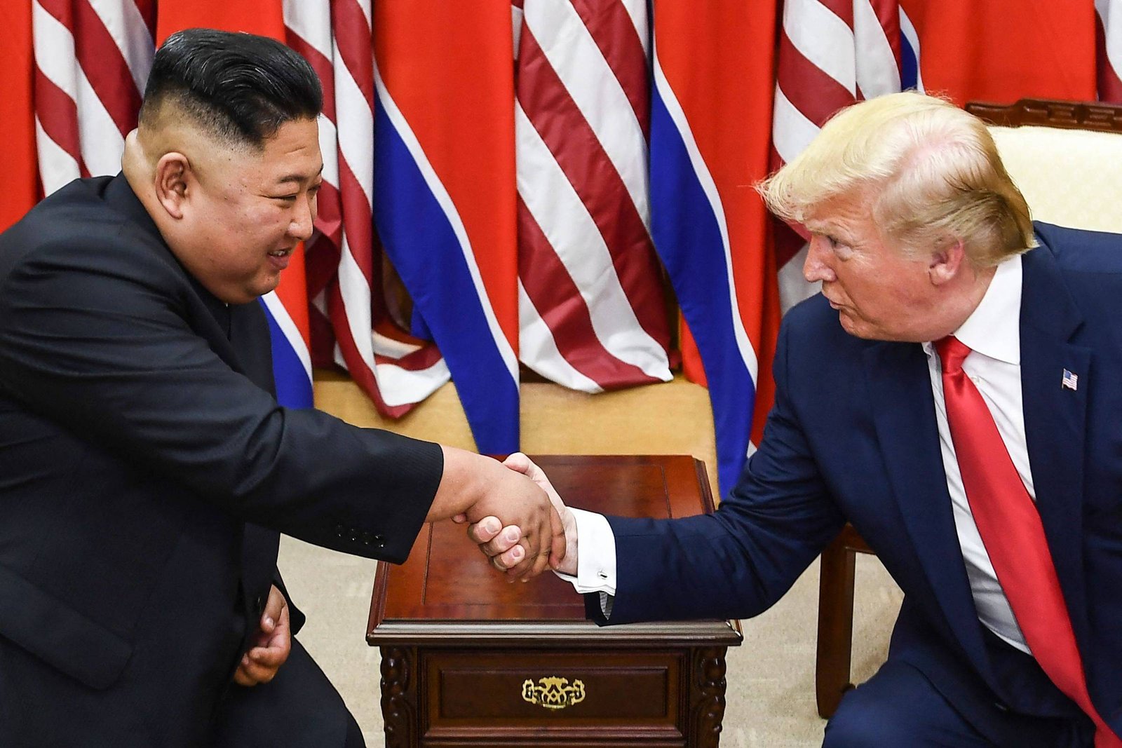 Trump busca encontro com Kim Jong Un ainda este ano