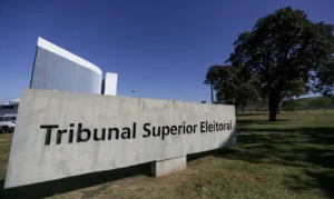 TSE estabelece conselho para combater desinformação e uso de IA nas eleições