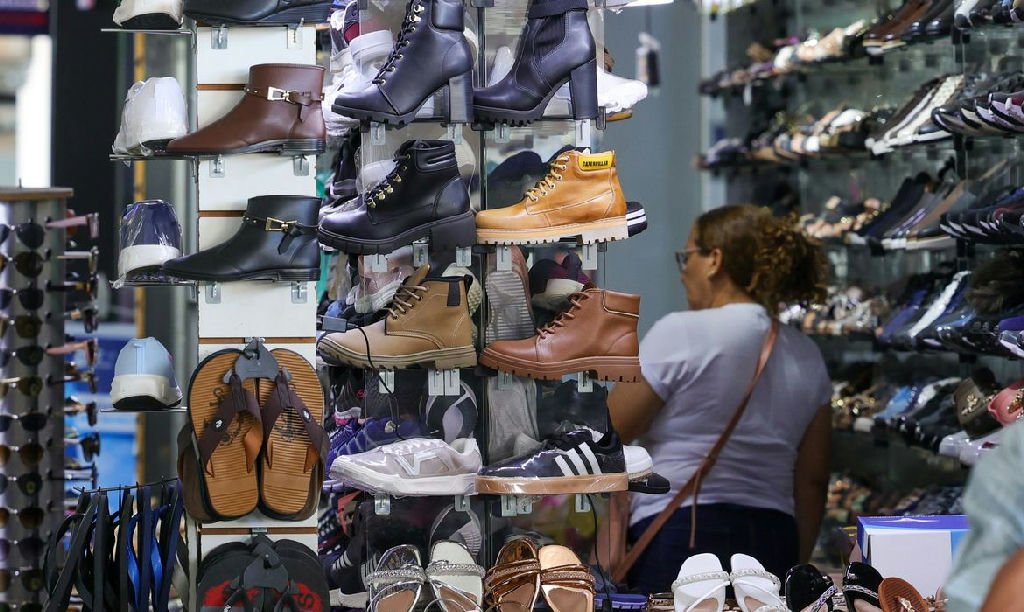 Vendas no comércio crescem 0,5% em junho e acumulam alta de 1,9% no primeiro semestre