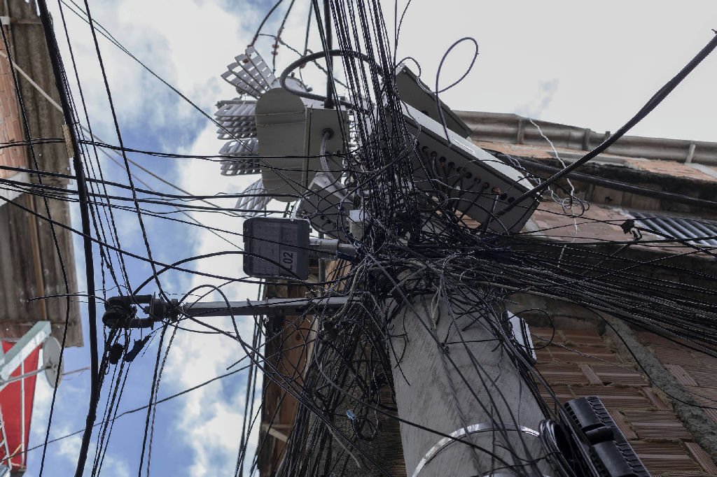 A poluição visual das cidades e a necessidade de um novo ordenamento urbano