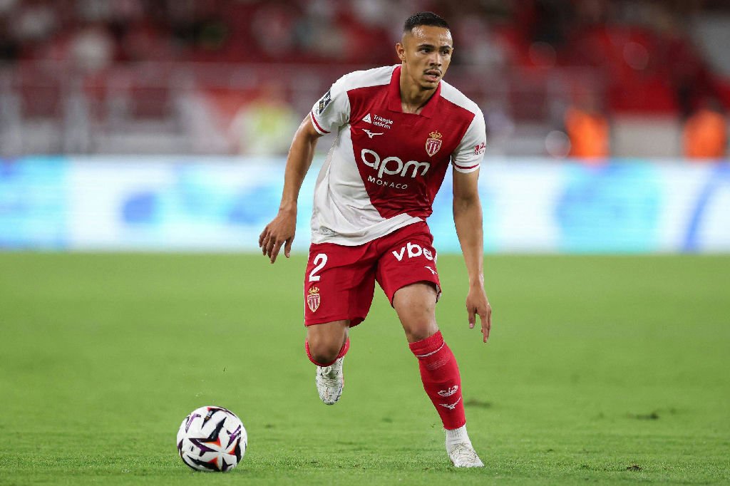 Ancelotti convoca Vanderson para a seleção após corte de Wesley por lesão