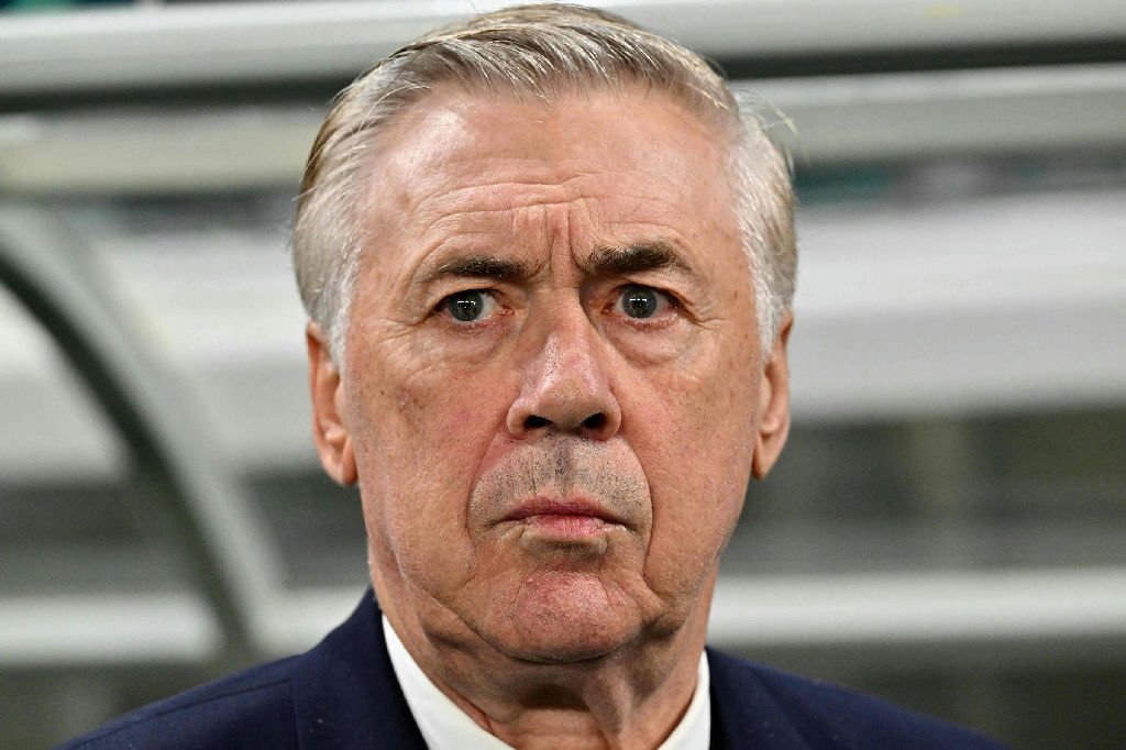 Ancelotti destaca carência no meio de campo e confirma troca de goleiro contra a Índia