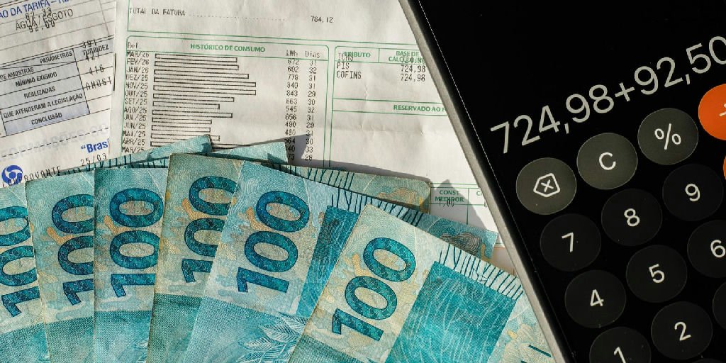 Arrecadação federal atinge R$ 2 trilhões em oito meses de 2026
