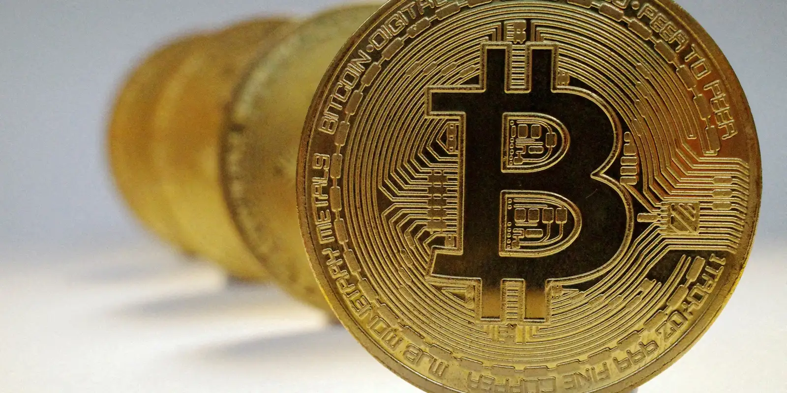 Banco Central intensifica controle sobre criptomoedas e regulamenta carteiras próprias