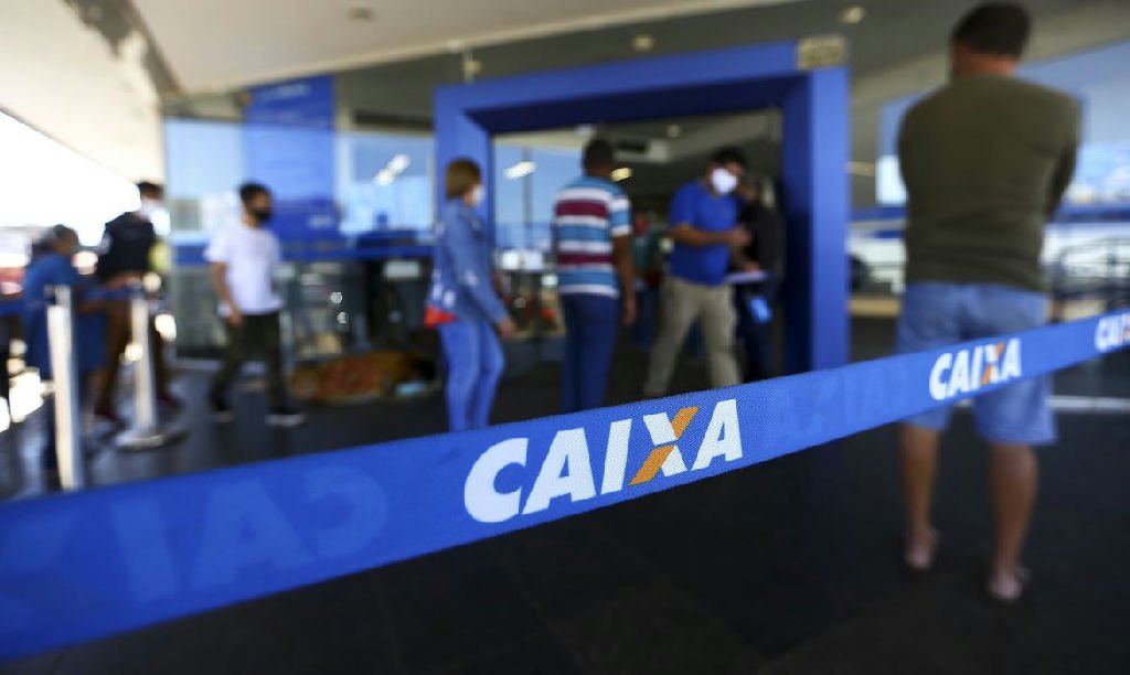 Beneficiários com NIS final 8 recebem pagamento do Bolsa Família em setembro