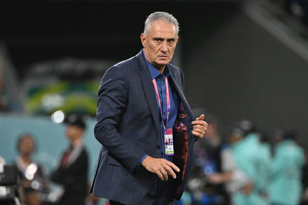 Botafogo contrata Tite como novo técnico em meio a crise