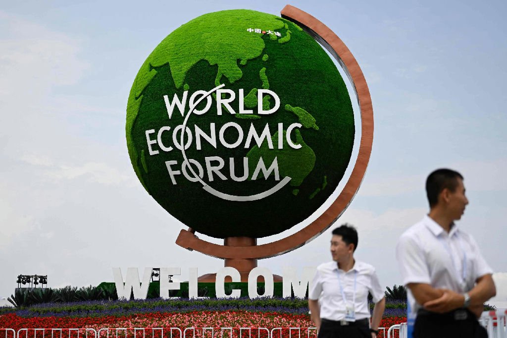Brasil permanece na 72ª posição em ranking de igualdade de gênero do Fórum Econômico Mundial