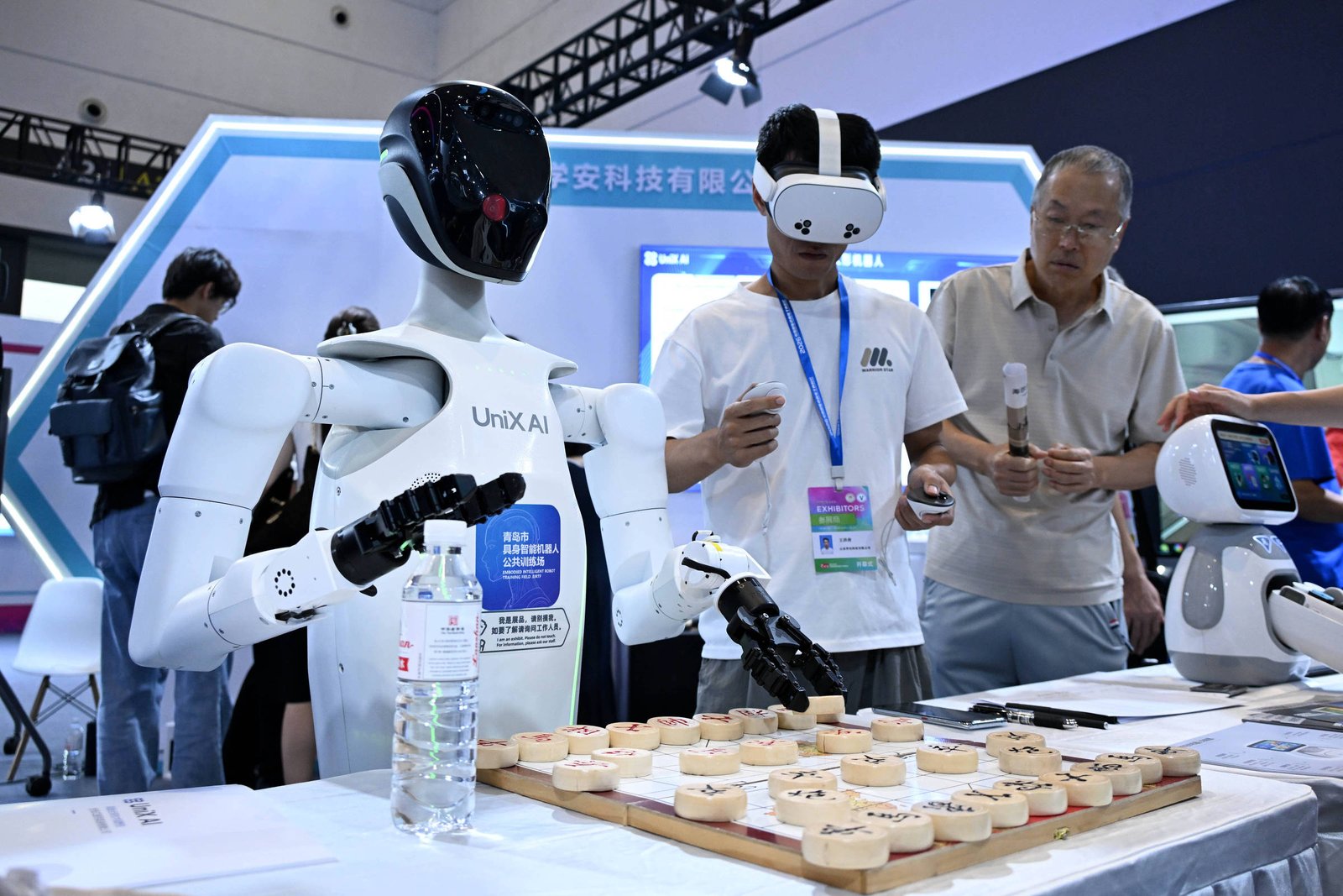 China regulamenta atendimento ao consumidor por inteligência artificial