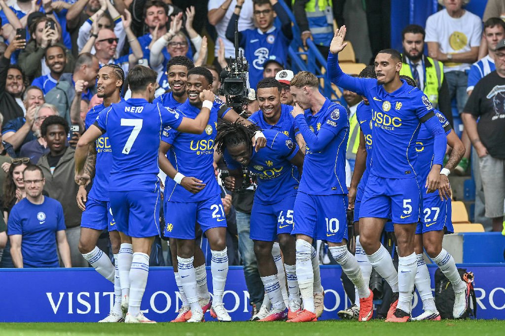 Clearlake assume controle total do Chelsea após compra de ações de Boehly e Walter
