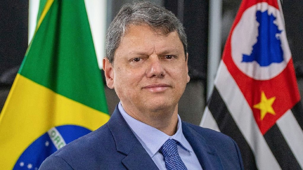 Disparidade nos salários de governadores brasileiros chega a mais de 24 mil reais em 2026