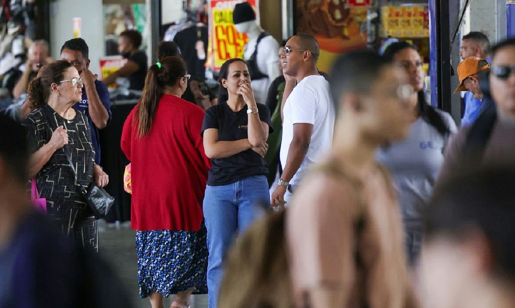 Economistas lançam projeto para uma economia voltada para a realidade brasileira