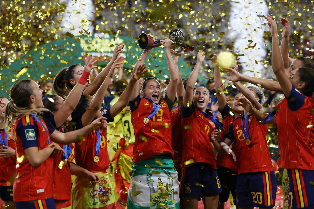 Espanha conquista Copa do Mundo feminina sub-20 ao vencer Coreia do Norte nos pênaltis