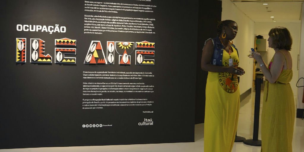 Ilê Aiyê homenageia mulheres negras na Semana da Mãe Preta