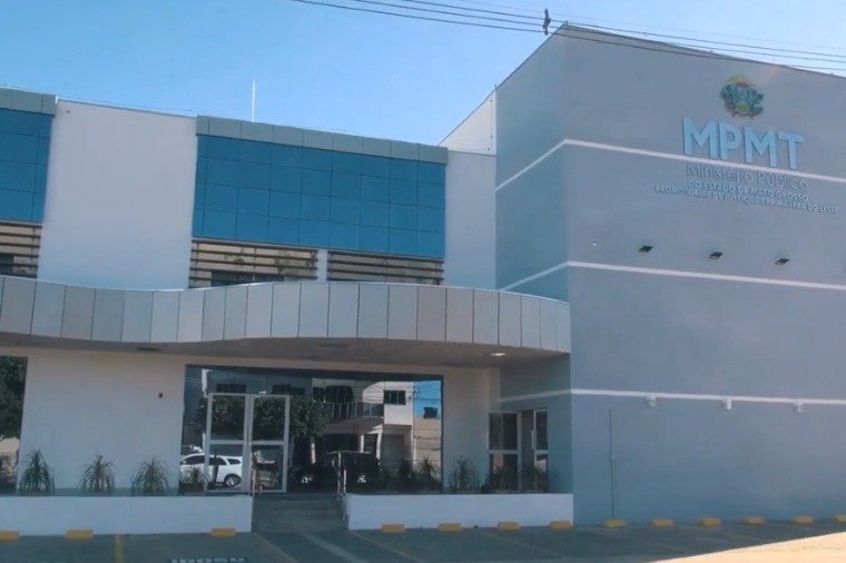 Mãe é levada à delegacia após filhos ficarem fora da escola em Primavera do Leste