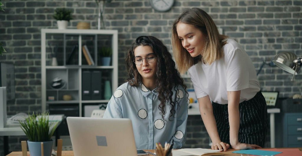 Modelo de negócio híbrido: como escolher a melhor opção